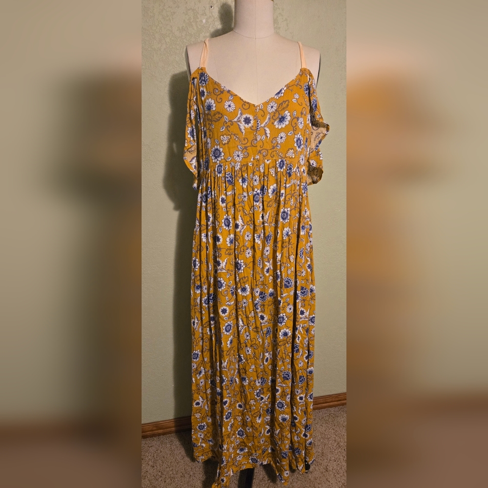 Trim & Thread Maxi Dress Size Large